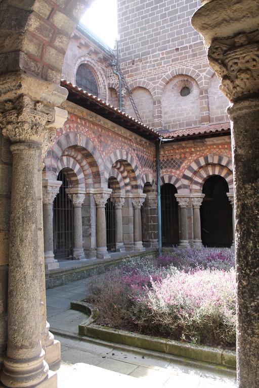 Le Puy-en-Velay Une Coquille Sous L'Oreiller מראה חיצוני תמונה